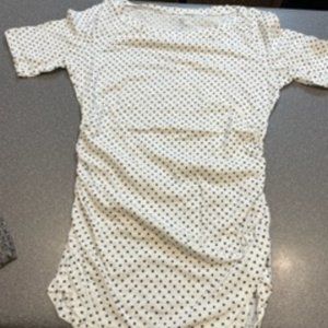 New York and Company Blue and White Polka Dot T-shirt